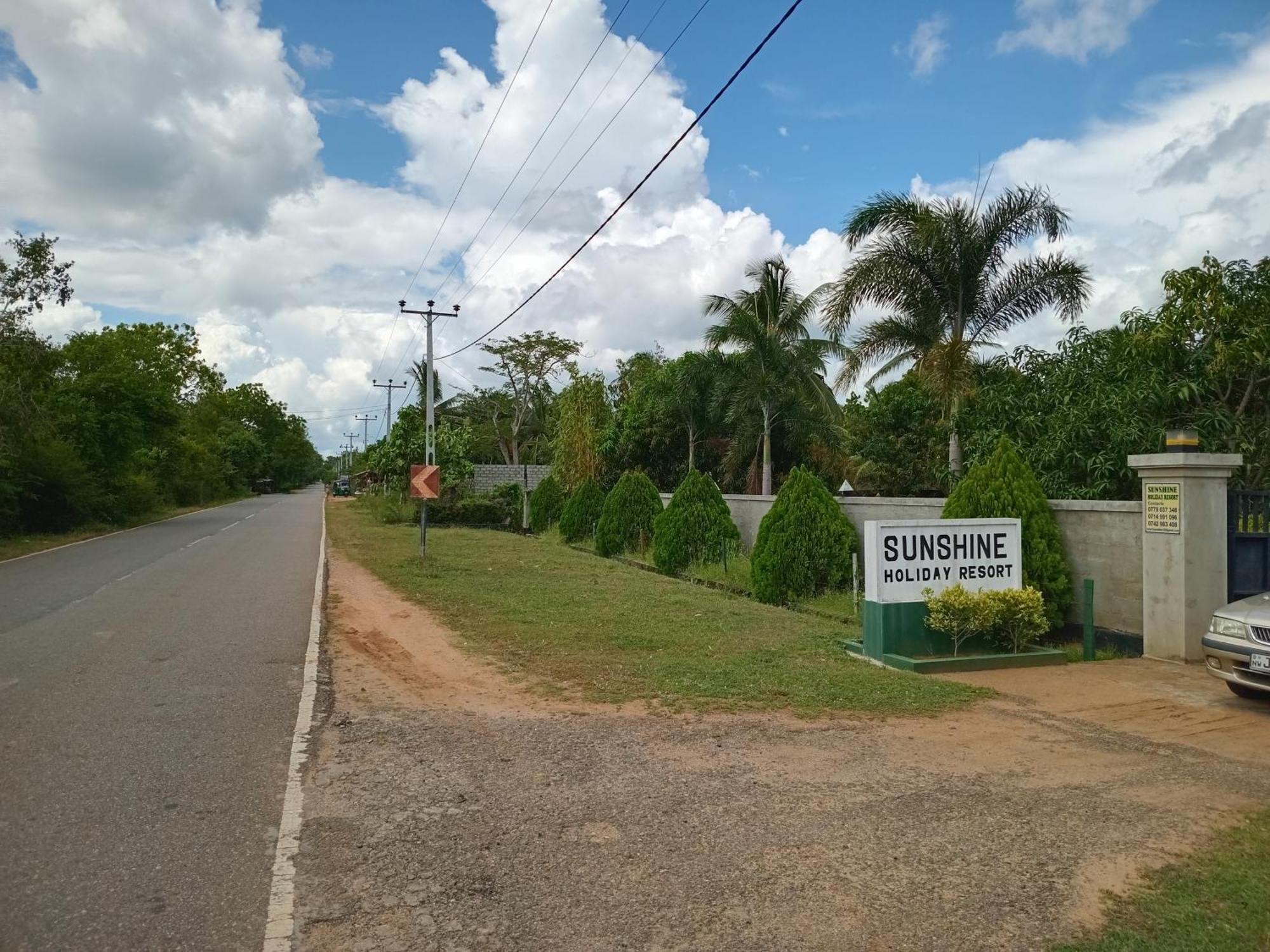 Sunshine Holiday Resort -Sella Kataragama Luaran gambar